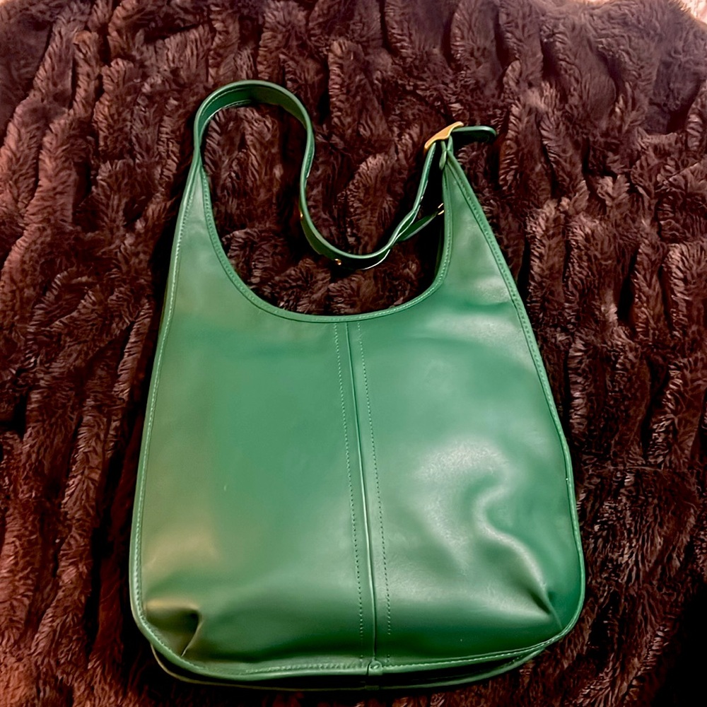 Coach kelly green purse